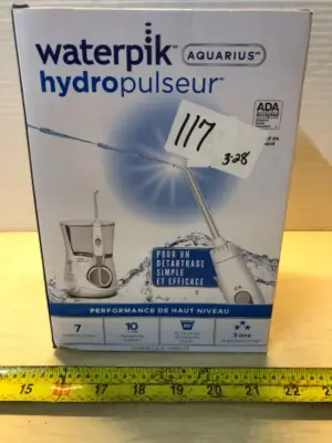 Water flosser