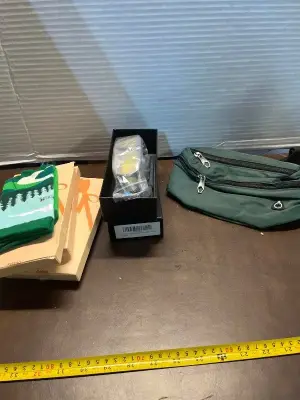 3ct socks , golf sunglasses, 4ct travel bags