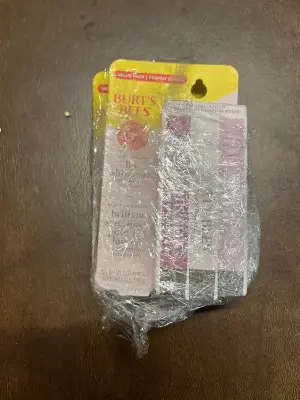 2ct butts bees chapstick