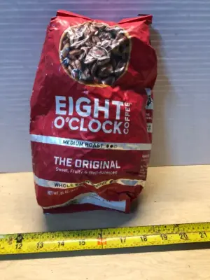 32oz eight o clock whole bean coffee exp:06/04/2026