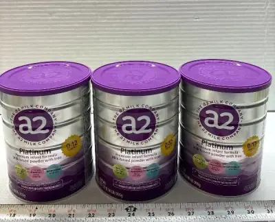 (3) A2 Platinum infant formula 0-12 exp:07/26