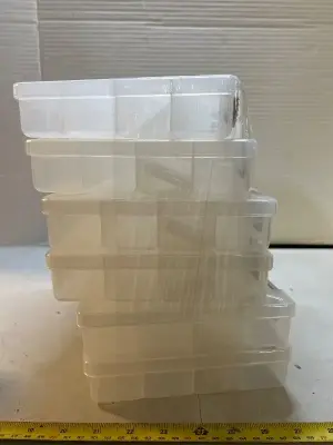 seven count plastic organizer containers