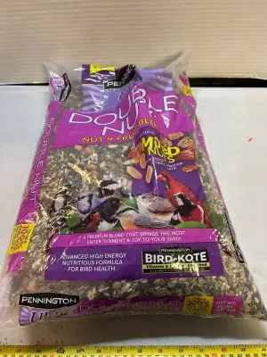 10 pounds of nut and fruit blend birdseed