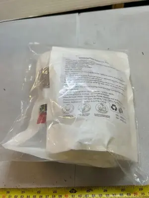 two bags of ginseng, five treasure tea teabags