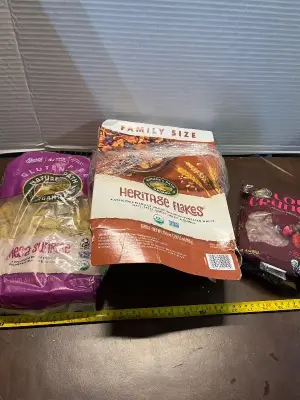 gluten-free mesa sunrise, heritage flakes (opened) , love crunch