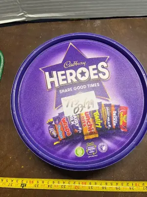 heroes candy box