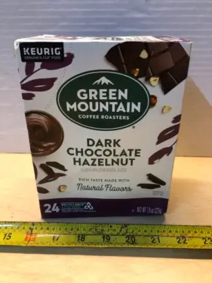 24 kcups green mountain dark chocolate hazelnut coffee exp:8/20/27