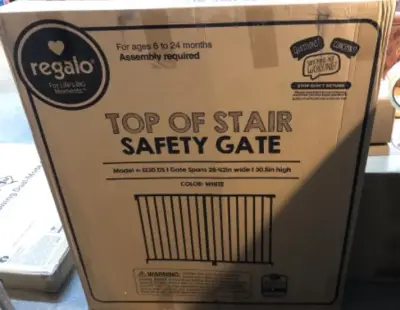 Top of stair’s safety gate 28-42 in wide 30.5 in high