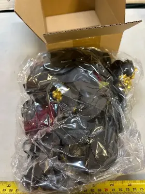 faux roses, mirror, decor