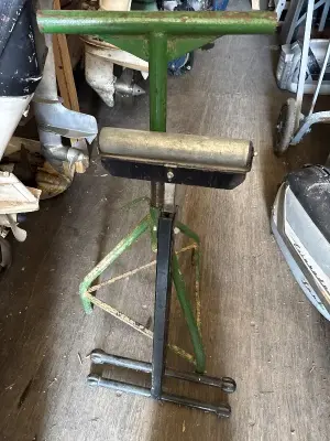 2 roller stands