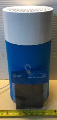 Blue air pure 411 air purifier (comes on)