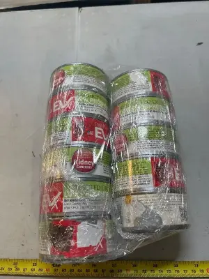 11 cans of restricted diet low phosphorus cat food