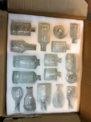 32 pc bottle vase for flowers