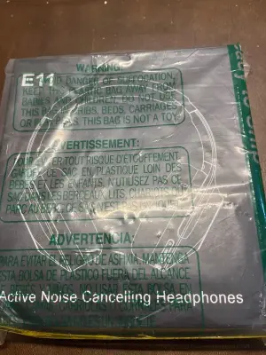 noise canceling headphones