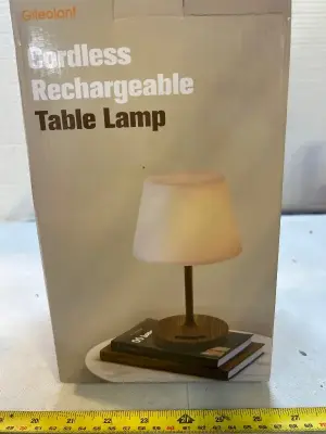cordless rechargeable table lamp