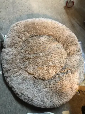 Round medium size dog bed