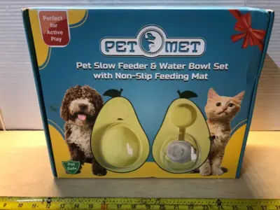 Pet slow feeder and water bowl set