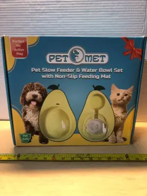 Pet slow feeder and water bowl set
