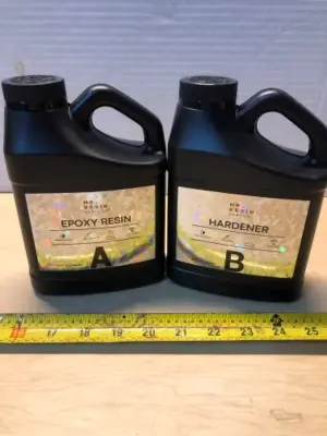 A and B epoxy resin and hardener