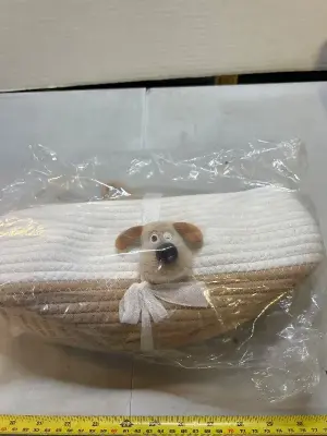 to count basket with puppy and lid