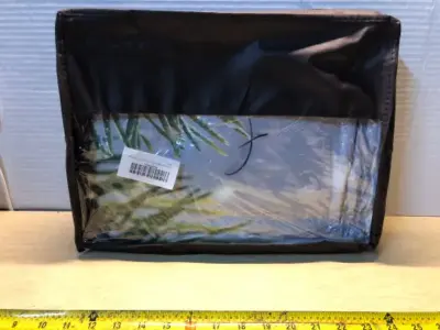 Unknown size Christmas comforter