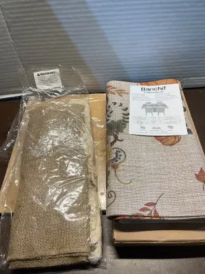 table runner , cutting board & banchif plate holders