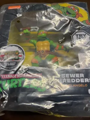 ninja turtle figurine