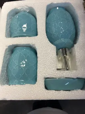 four piece bathroom set