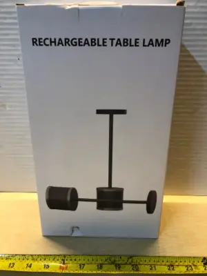 Rechargeable table lamp