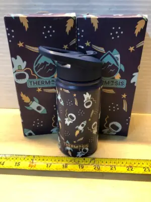 2 boxes blue Thermosis