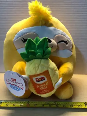 Sandy snackables plush
