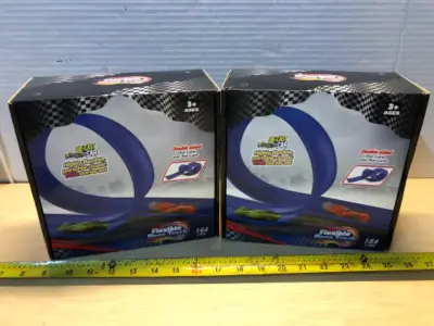 2 boxes 15ft flexible track