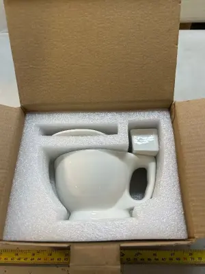 novelty toilet mug, gag gift