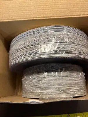 big & small disposable plates