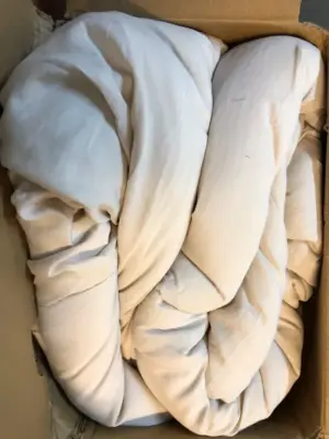 Unknown comforter