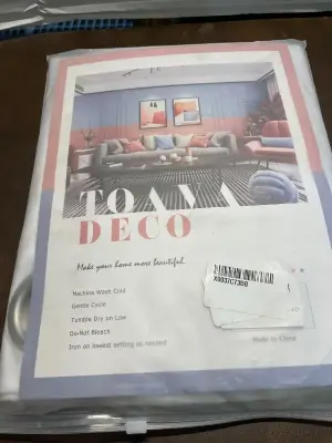 curtains (unknown size)