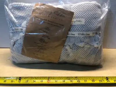 Grey Turkish cotton throw unknown size