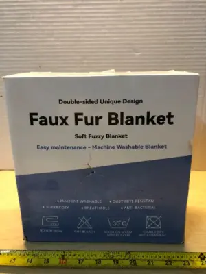 Faux fur blanket