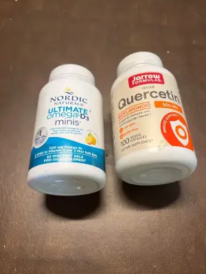 ultimate omega -d3 minis , quercetin