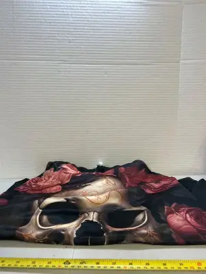 2 xl skull hoodie