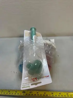 2 10 ounce cups and bottle scrubber