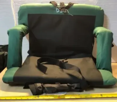 Portable stadium chair