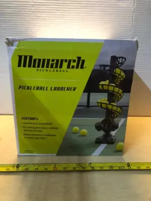 Monarch pickle ball launcher