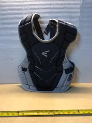 Easton Gametime intermediate catcher chest proctor ages:12-16