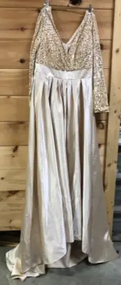 Wear your love unknown size tan and gold