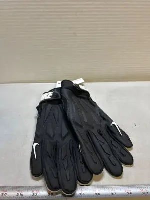 nike football gloves