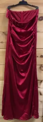 Uryiao red strapless dress size medium