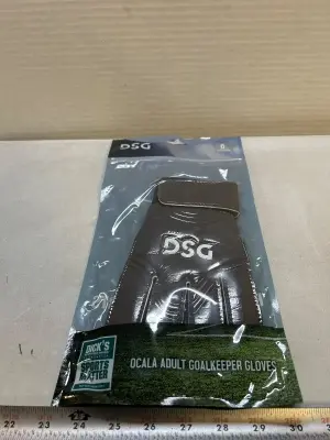 adult size 6 goal keeper glove