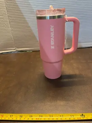 stanley (cracked lid)