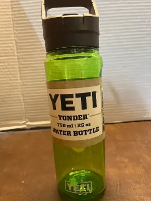 YETI yonder 25oz water bottle